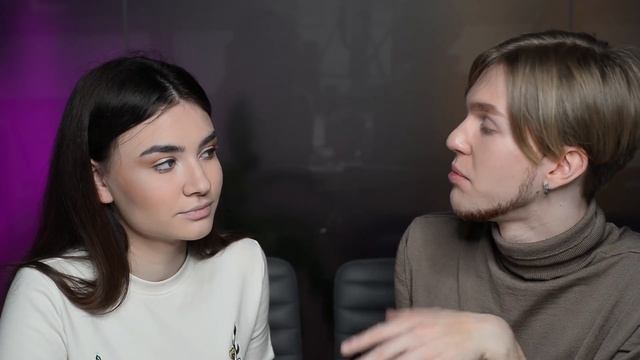 ПАРЕНЬ ДЕЛАЕТ МНЕ МАКИЯЖ ♡ как стать красивой за 5 минут ? смотреть онлайн