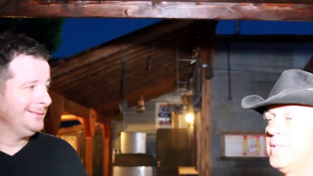 Haunted Saloon Cries With The Love That Never Dies!!! смотреть онлайн