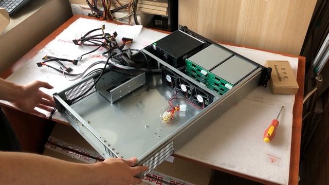 Exegate Pro 2U660-HS06 обзор корпуса 2U, сборка сервера на Supermicro X10DRi и Xeon 2630v4 смотреть онлайн