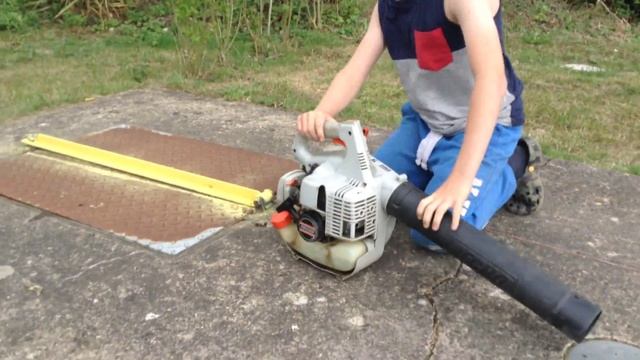 How to start up a echo pb-2155 leafblower