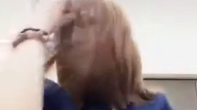 Видеообзор расчески-выпрямителя Fast Hair смотреть онлайн