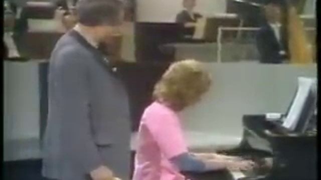Funny piano comedian, Victor Borge смотреть онлайн