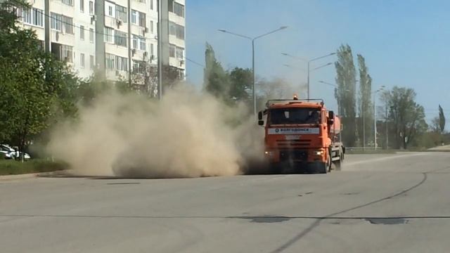 Как в Волгодонске чистят дороги смотреть онлайн