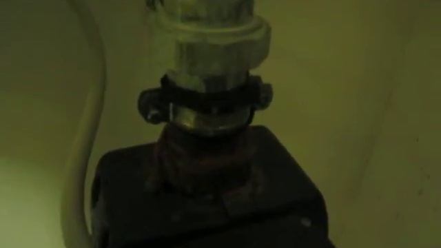Štorkánova Radlice kotelna čerpadlo ohřevu TUV 30.3.10.MOV смотреть онлайн