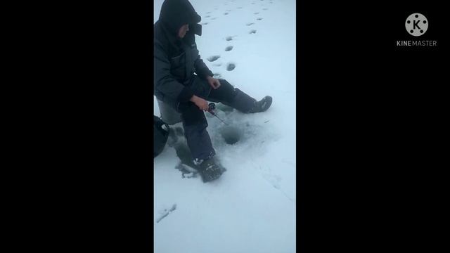Зимняя рыбалка в Карелии. смотреть онлайн