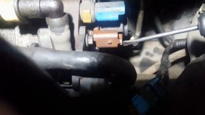 Как снять клапан давления тнвд Ford Mondeo mk3 2.0 tdci. Delphi клапан давления обратки