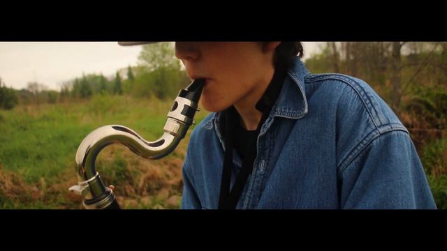 Old Town Road for 5 Bass Clarinets смотреть онлайн