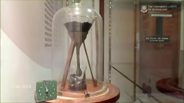 Pitch Drop Time Lapse 3 years to date смотреть онлайн