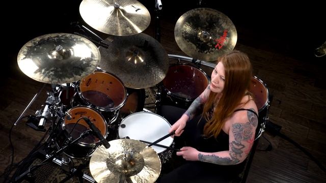 Mercedes Lander: 5 Tips For Making A Song Catchy (FULL DRUM LESSON) смотреть онлайн