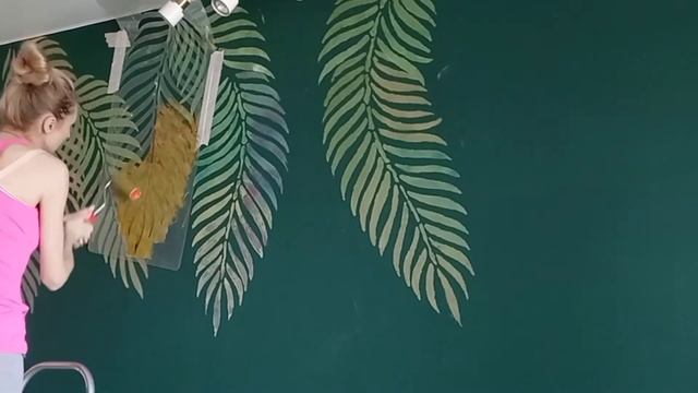 Роспись стен с помощью трафарета смотреть онлайн