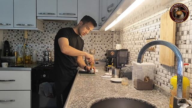 Home Barista Turkey Ev Tipi Espresso Makinası Kullanım Electrolux EEA111 Kahve makinesi #homebarist смотреть онлайн
