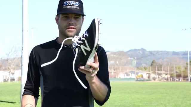 What Pros Wear: Metal vs Molded (Plastic) Baseball Cleats - Josh Wilkie смотреть онлайн