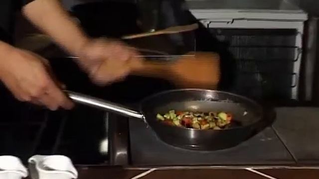 Завтрак. Рис с овощами смотреть онлайн