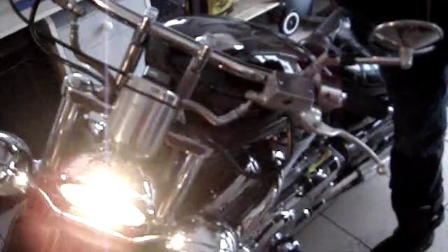 Suzuki Intruder VS 800 смотреть онлайн