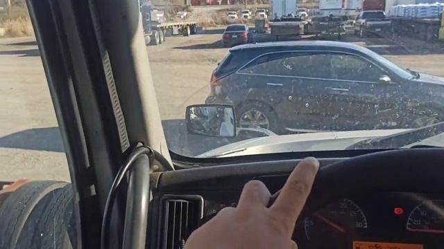 где работает мой брат в США/купил лаптоп чтоб делать для Вас видео смотреть онлайн