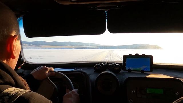 Байкал зимой ?. 50 оттенков льда. Самое глубокое озеро на Земле! смотреть онлайн