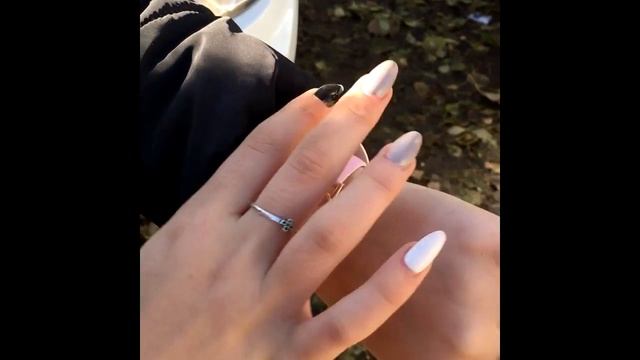 Часы меняющие цвет DANIEL WELLINGTON смотреть онлайн