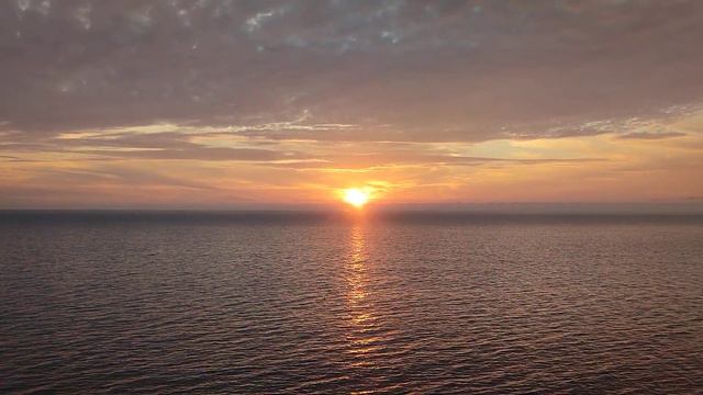 Невероятный закат на Высоком берегу Геленджика смотреть онлайн