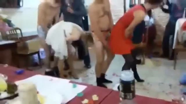 Прикол на свадьбе, Смеялся до слез, Wedding Fails part 2 смотреть онлайн
