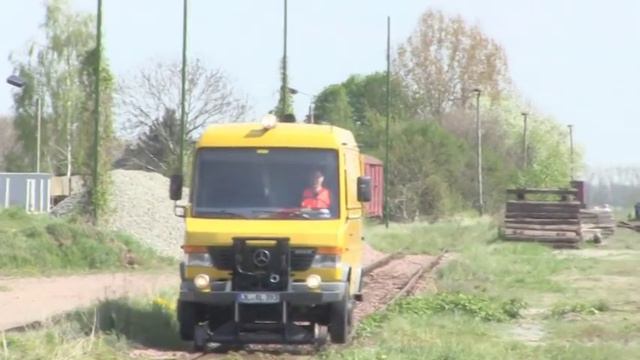 Zweiwegefahrzeug Mercedes Vario Rolf Weiß смотреть онлайн