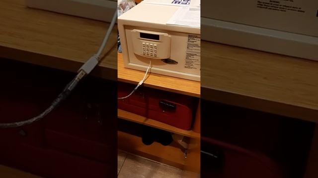 Не смогли открыть сейф!!!Сейф заблокирован?! смотреть онлайн
