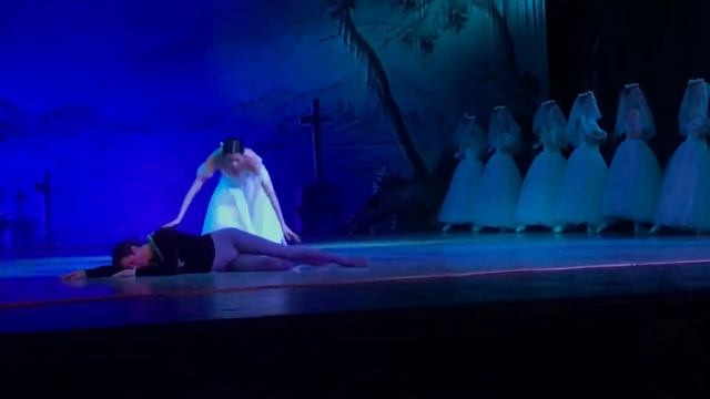 Stars of the Paris Opéra Garnier in Giselle. Petipa. Адан: звезды Оперы Гарнье в балете Жизель. смотреть онлайн
