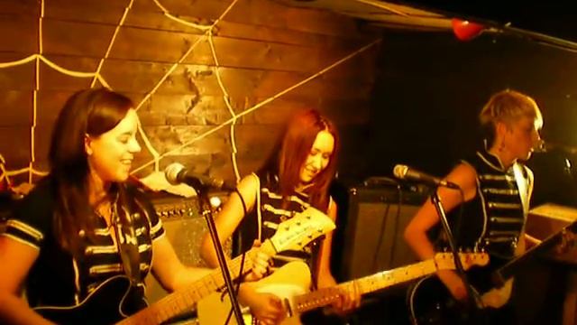 [Beatles Tribute] The Beatelles - Oh Darling - The Casbah Coffee Club Liverpool August 2010 смотреть онлайн