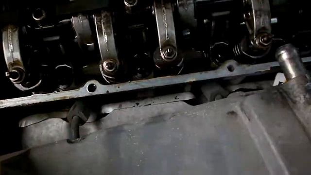 LADA LARGUS. Регулировка зазоров клапанов. смотреть онлайн