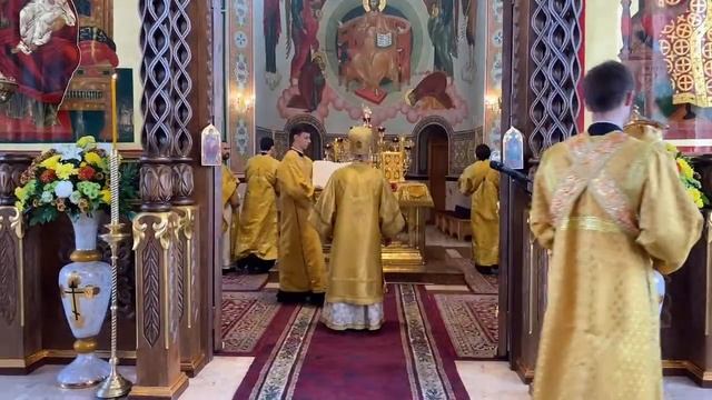 Прямая трансляция (Архиерейская Божественная Литургия) смотреть онлайн