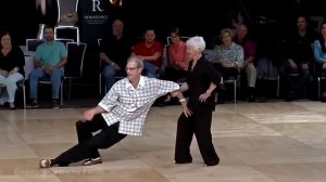 Танцуем,забывая о возрасте