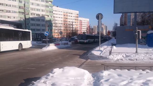 Затор автобусов на ул. Сикейроса. СПб. 27.02.2018 смотреть онлайн