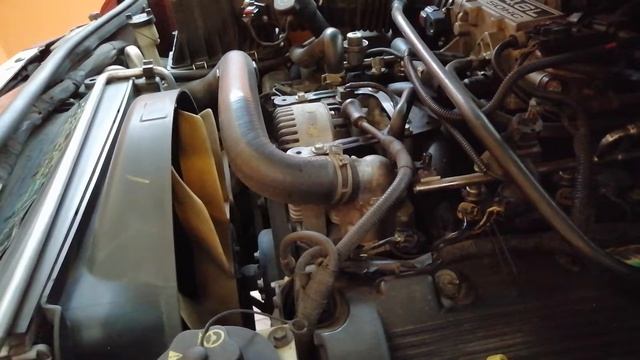 Cambio de bujías de Ford explorer 2002-2005 V8 parte 1 смотреть онлайн