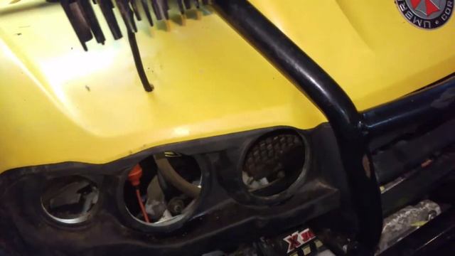 Русская механика РМ-650,500 замена лампочки в дальнем свете. смотреть онлайн