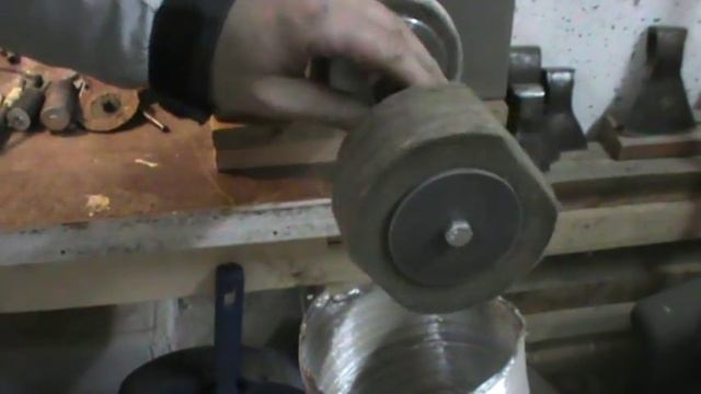 Войлочный круг для полировки и доводки инструмента. смотреть онлайн