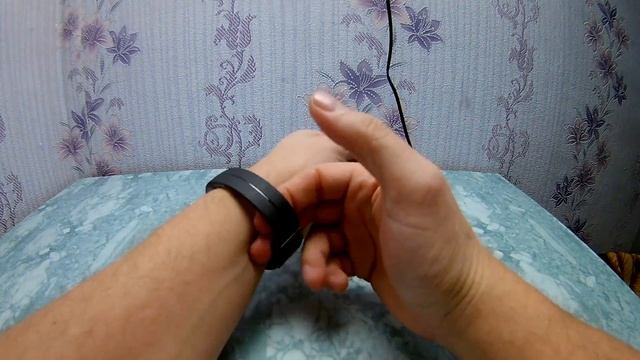 Как расстегнуть часы одной рукой смотреть онлайн
