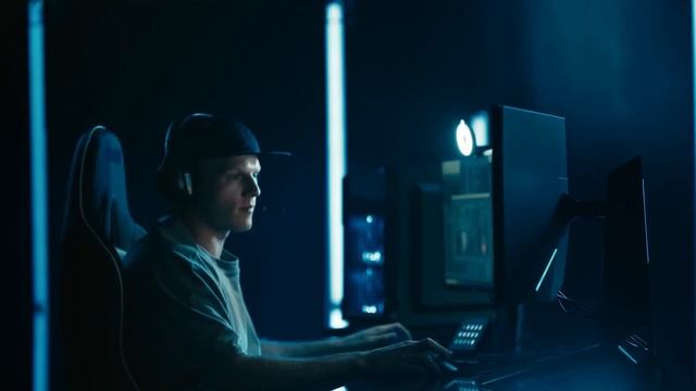 Появились тесты Ryzen на 32 потока для AM4 сокета смотреть онлайн