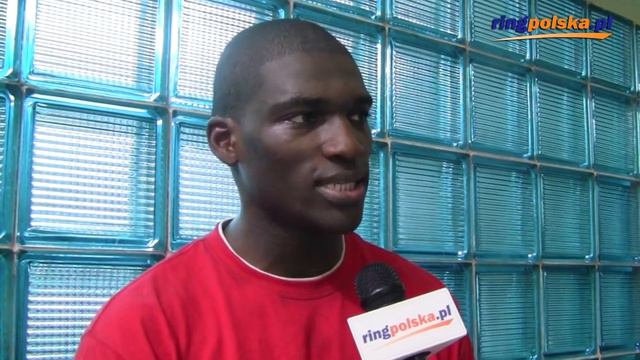Izuagbe Ugonoh po wygranej z Pavlem Habrem HD смотреть онлайн