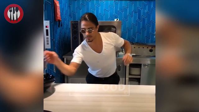 Salt Bae Cutting The Best Meat in Nusret Dubai! #9 смотреть онлайн
