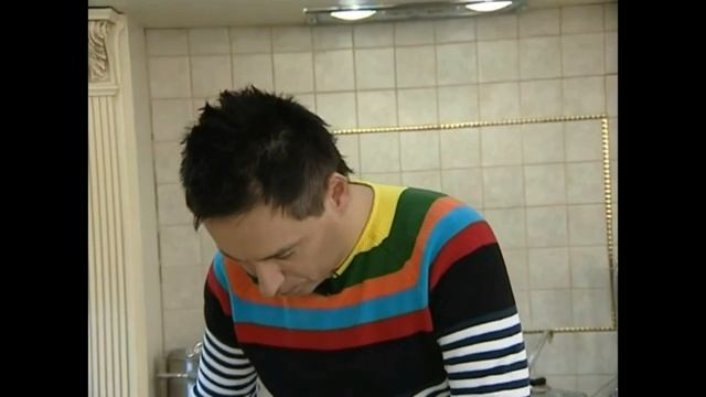 Жареная КАМБАЛА на помидорной ПОДУШКЕ с кресс-салатом на СКОРУЮ руку / Кухня на шпильках смотреть онлайн