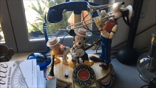 Франция. Коллекция старинных телефонов. Антиквариат. Визит к президенту ассоциации коллекционеров . смотреть онлайн