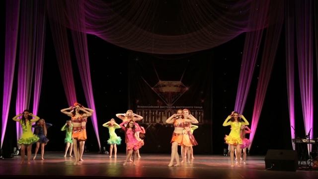 ШКОЛА СТУДИЯ ТАИС смотреть онлайн