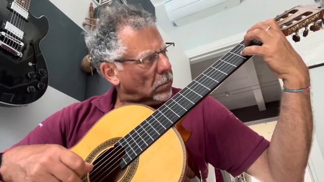 J S Bach Fugue 1000 on a Manuel Contreras II guitar doble Tapa 2008 смотреть онлайн
