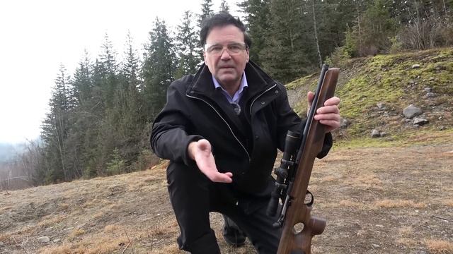 Shooting SUBMACHINE GUN Rounds in a BOLT ACTION Rifle смотреть онлайн