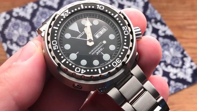 Seiko SBBN015 Quartz Tuna Review смотреть онлайн