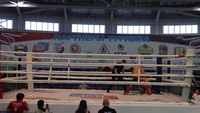 25 01 2018 Омск первый всероссийский турнир по ММА Хандархаев . и победитель Чупунов смотреть онлайн
