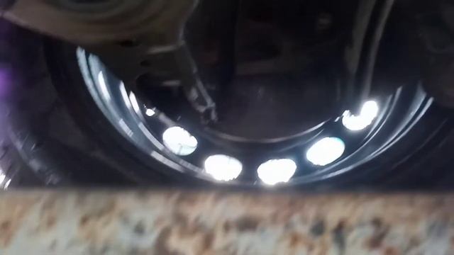 как выглядит VW e-Golf 7,5 снизу 36кВт смотреть онлайн