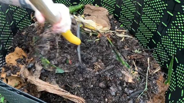 Composting with the GEOBIN Composter смотреть онлайн