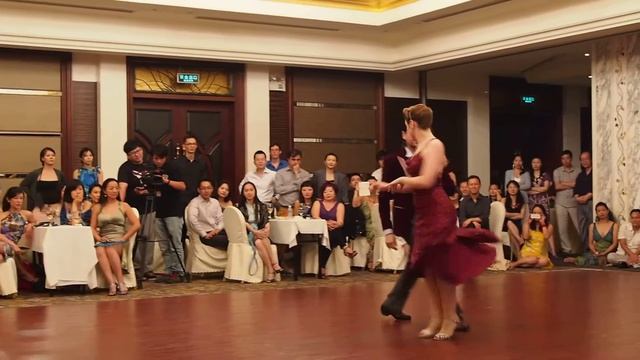 Fernando Sanchez y Ariadna Naveira, 2013 Shanghai смотреть онлайн