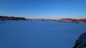Рыбалка в теплой Юрте в сильный мороз.