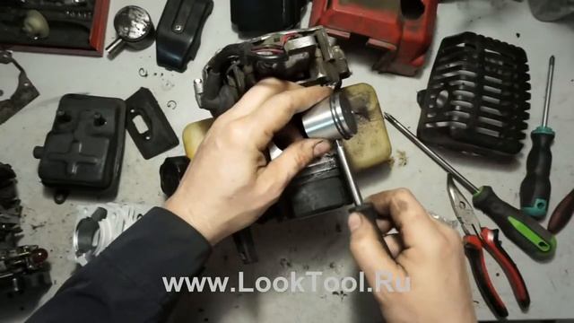 Как поменять поршневую на Триммере !!!.mp4